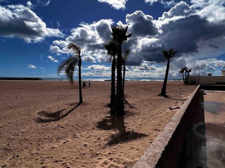 T2 Neuf + Piscine, 5 Mn A Pied Des Plages Sérignan Exterior foto