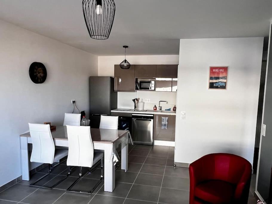 T2 Neuf + Piscine, 5 Mn A Pied Des Plages Sérignan Exterior foto